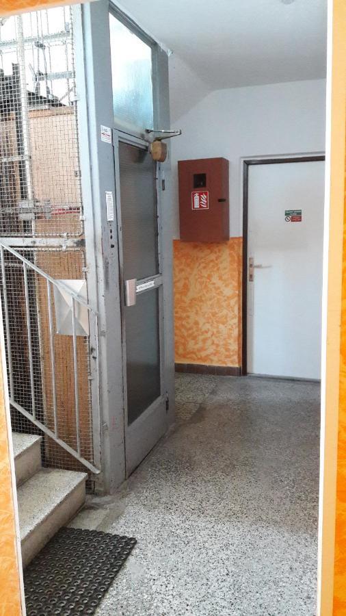 1+1 Znojmo Apartment Ngoại thất bức ảnh